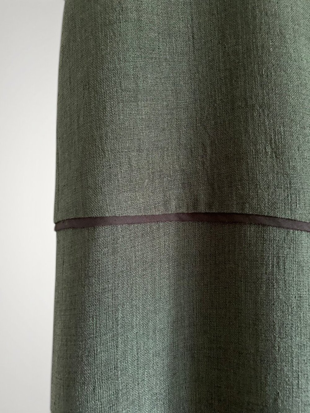 Cefinn Dark Green Crepe Tiered Skirt, Size 6 - Picture 5 of 7